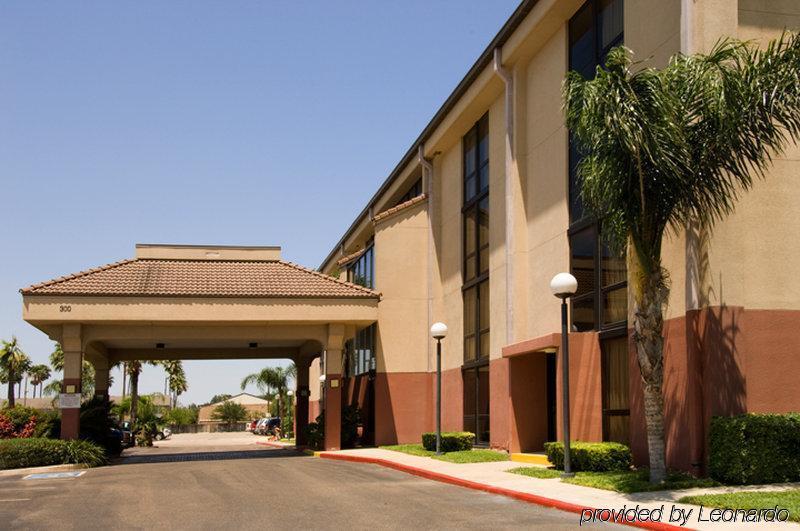 Pear Tree Inn Mcallen Zewnętrze zdjęcie